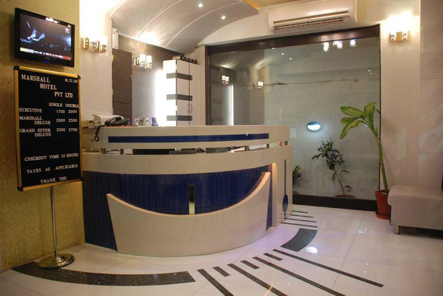 Capital O 978 Marshall The Hotel Ahmadabad Zewnętrze zdjęcie