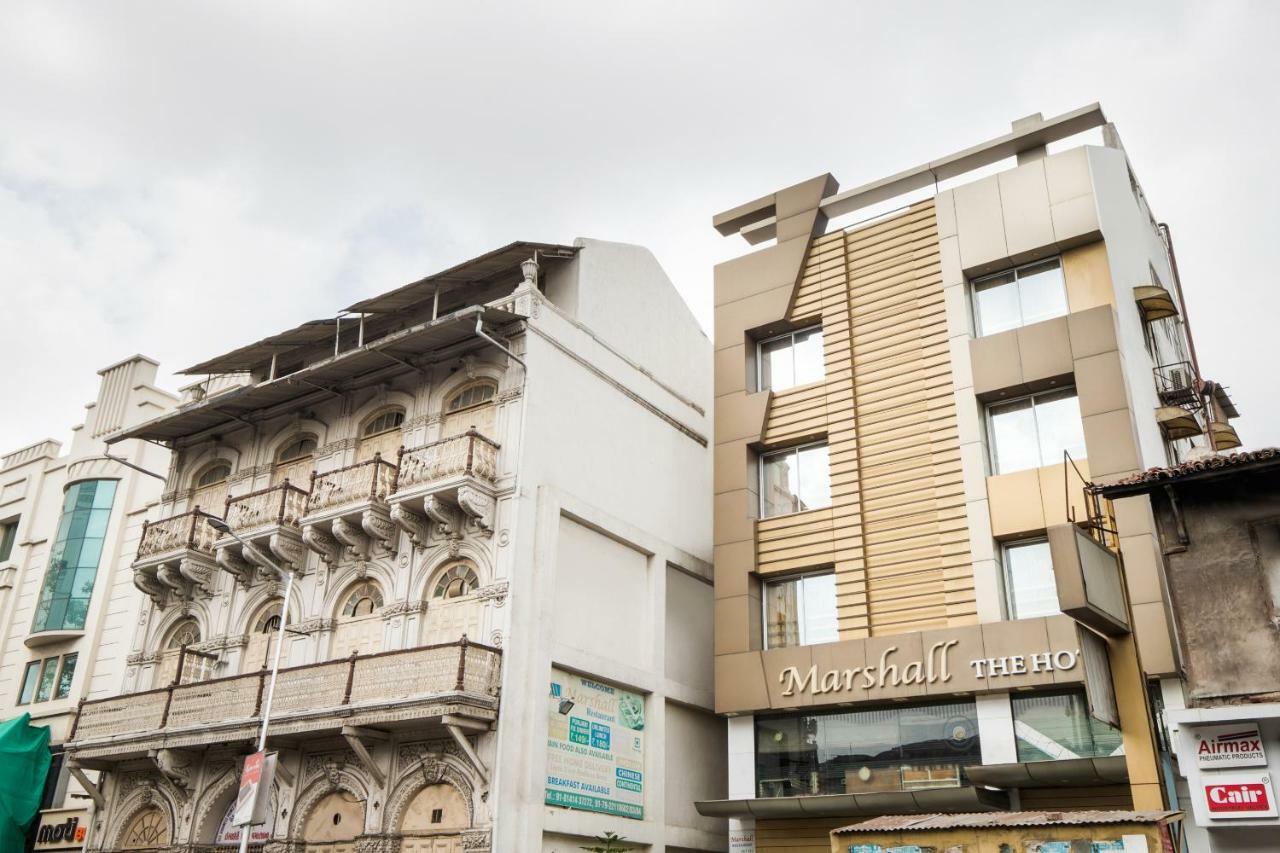 Capital O 978 Marshall The Hotel Ahmadabad Zewnętrze zdjęcie