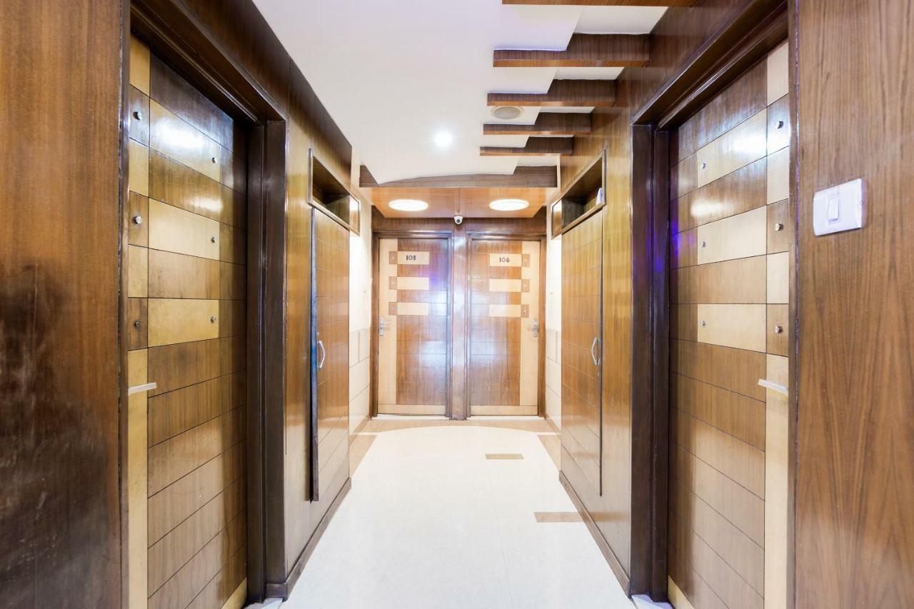 Capital O 978 Marshall The Hotel Ahmadabad Zewnętrze zdjęcie